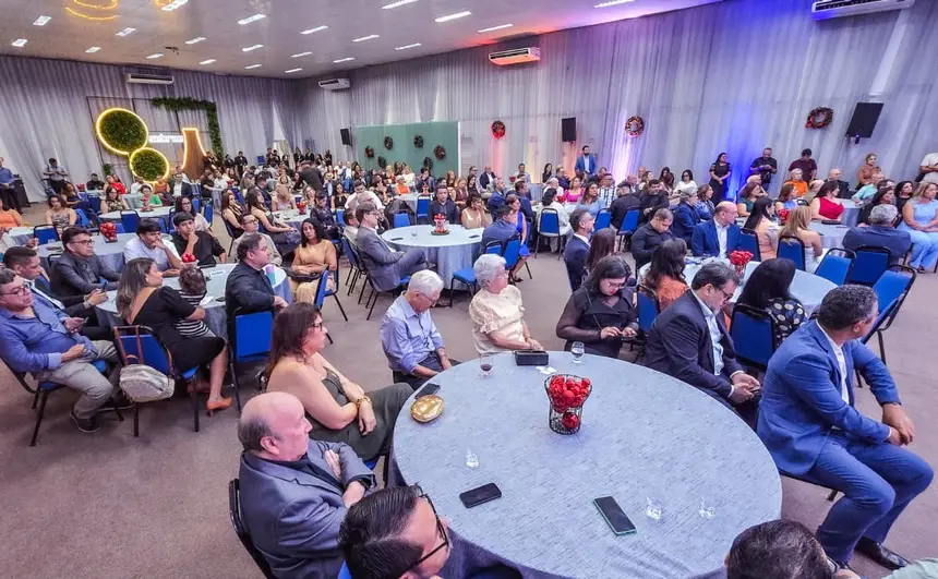  <div class='credito_fotos'>Foto: Max Renê/GEA &nbsp;&nbsp;|&nbsp;&nbsp; <a href='/midias/2025/originais/20251226121912-GF00016764-F00211996.webp' download><i class='fa-solid fa-download'></i> Download</a></div>