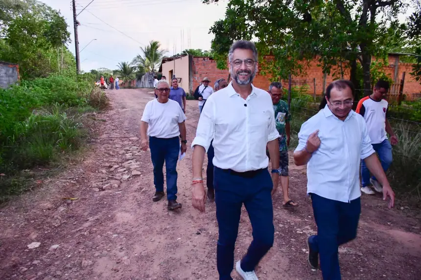  <div class='credito_fotos'>Foto: Max Renê/GEA &nbsp;&nbsp;|&nbsp;&nbsp; <a href='/midias/2025/originais/20251226122519-GF00016765-F00212006.webp' download><i class='fa-solid fa-download'></i> Download</a></div>