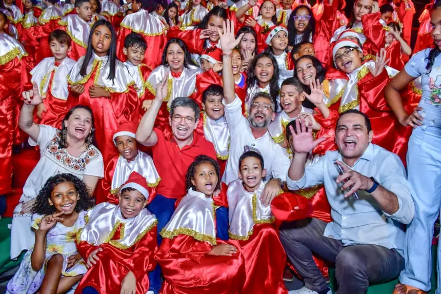  <div class='credito_fotos'>Foto: Max Renê/GEA &nbsp;&nbsp;|&nbsp;&nbsp; <a href='/midias/2025/originais/20251226123030-GF00016766-F00212074.webp' download><i class='fa-solid fa-download'></i> Download</a></div>