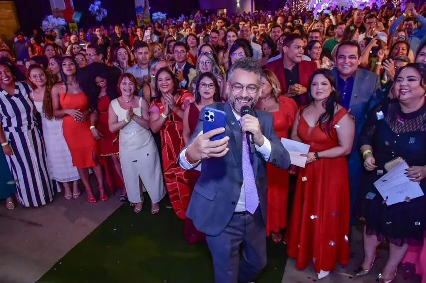  <div class='credito_fotos'>Foto: Max Renê/GEA &nbsp;&nbsp;|&nbsp;&nbsp; <a href='/midias/2025/originais/20251226123408-GF00016767-F00212080.webp' download><i class='fa-solid fa-download'></i> Download</a></div>