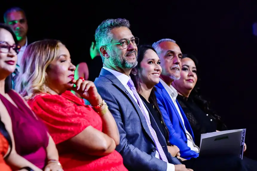  <div class='credito_fotos'>Foto: Max Renê/GEA &nbsp;&nbsp;|&nbsp;&nbsp; <a href='/midias/2025/originais/20251226123429-GF00016767-F00212100.webp' download><i class='fa-solid fa-download'></i> Download</a></div>