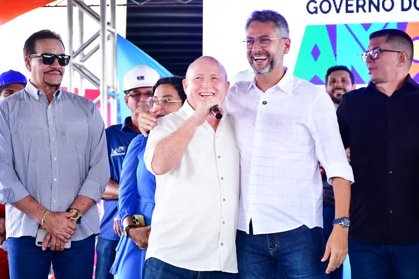  <div class='credito_fotos'>Foto: Max Renê/GEA &nbsp;&nbsp;|&nbsp;&nbsp; <a href='/midias/2025/originais/20251226124310-GF00016769-F00212164.webp' download><i class='fa-solid fa-download'></i> Download</a></div>