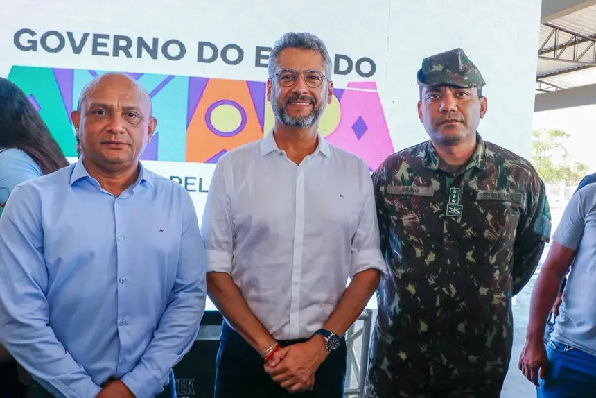  <div class='credito_fotos'>Foto: Ruan Alves / GEA &nbsp;&nbsp;|&nbsp;&nbsp; <a href='/midias/2025/originais/20251226130243-GF00016771-F00212213.webp' download><i class='fa-solid fa-download'></i> Download</a></div>