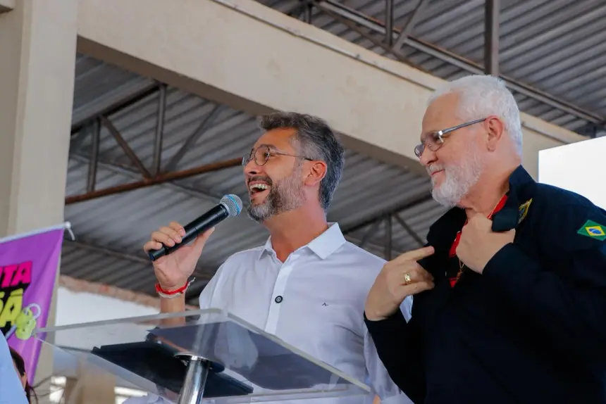  <div class='credito_fotos'>Foto: Ruan Alves / GEA &nbsp;&nbsp;|&nbsp;&nbsp; <a href='/midias/2025/originais/20251226130254-GF00016771-F00212223.webp' download><i class='fa-solid fa-download'></i> Download</a></div>