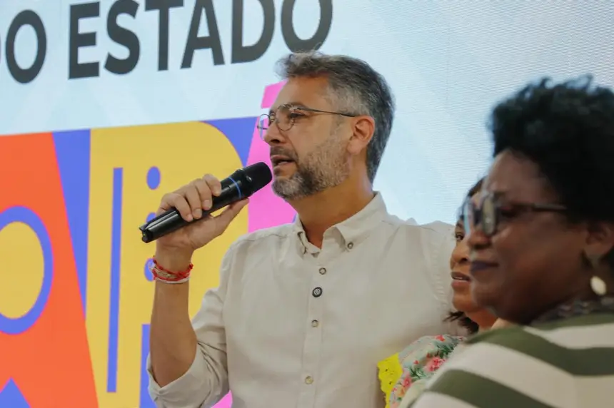  <div class='credito_fotos'>Foto: Ruan Alves / GEA &nbsp;&nbsp;|&nbsp;&nbsp; <a href='/midias/2025/originais/20251226132355-GF00016773-F00212287.webp' download><i class='fa-solid fa-download'></i> Download</a></div>