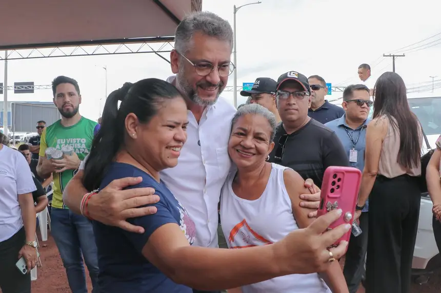  <div class='credito_fotos'>Foto: Ruan Alves / GEA &nbsp;&nbsp;|&nbsp;&nbsp; <a href='/midias/2025/originais/20251226134808-GF00016776-F00212336.webp' download><i class='fa-solid fa-download'></i> Download</a></div>