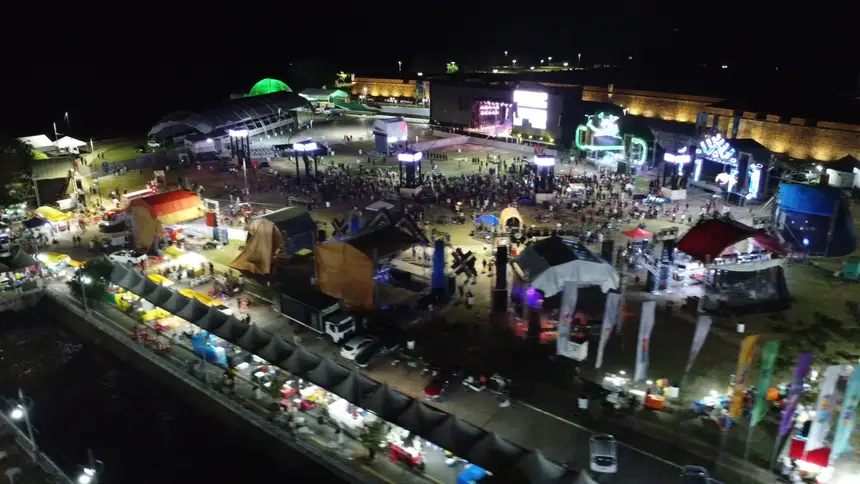  <div class='credito_fotos'>Foto: Iago Fonseca / SECOM GEA &nbsp;&nbsp;|&nbsp;&nbsp; <a href='/midias/2025/originais/20251227215414-GF00016810-F00213229.webp' download><i class='fa-solid fa-download'></i> Download</a></div>