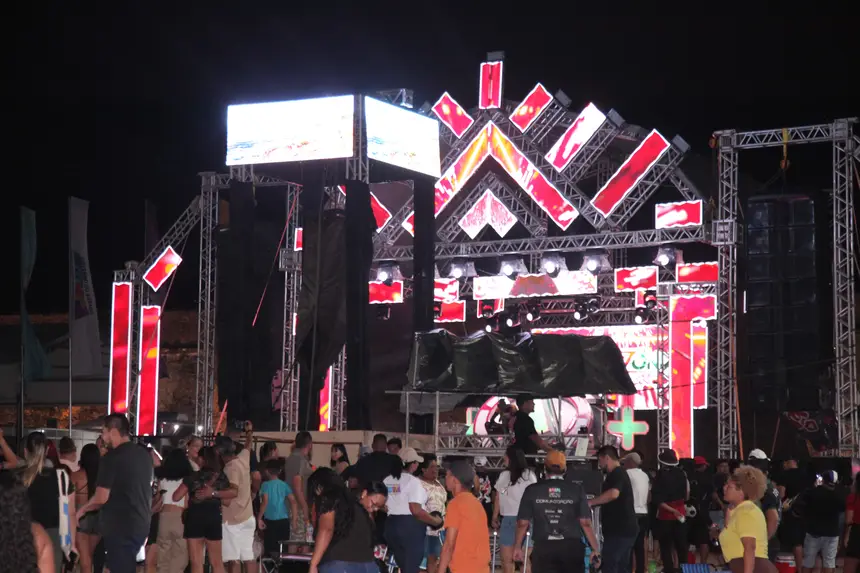  <div class='credito_fotos'>Foto: Gabriel Penha/Fundação Marabaixo &nbsp;&nbsp;|&nbsp;&nbsp; <a href='/midias/2025/originais/20251227231904-GF00016810-F00213272.webp' download><i class='fa-solid fa-download'></i> Download</a></div>