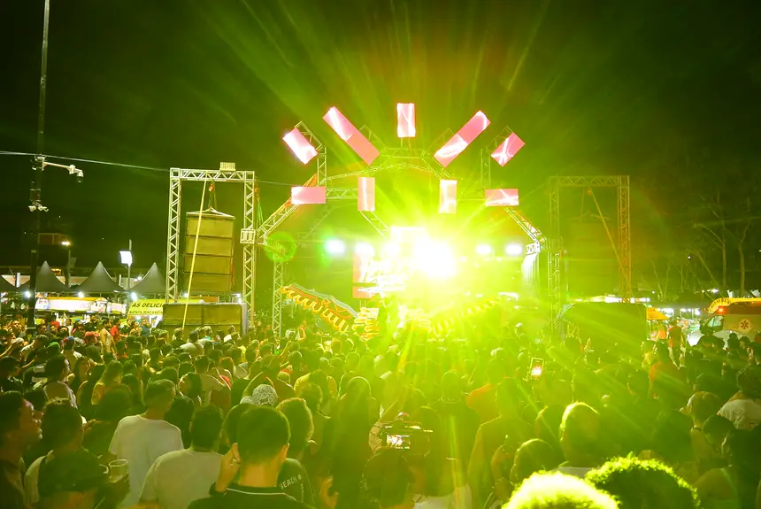  <div class='credito_fotos'>Foto: Maksuel Martins/GEA &nbsp;&nbsp;|&nbsp;&nbsp; <a href='/midias/2025/originais/20251228003402-GF00016813-F00213298.webp' download><i class='fa-solid fa-download'></i> Download</a></div>