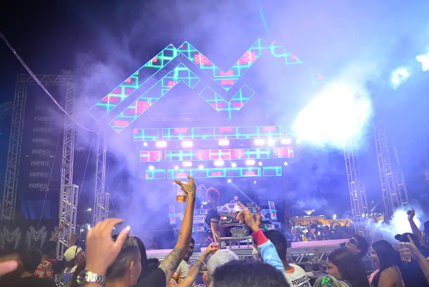  <div class='credito_fotos'>Foto: Maksuel Martins/GEA &nbsp;&nbsp;|&nbsp;&nbsp; <a href='/midias/2025/originais/20251228004050-GF00016812-F00213315.webp' download><i class='fa-solid fa-download'></i> Download</a></div>