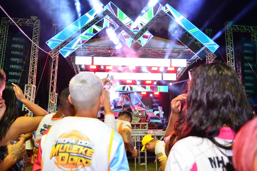  <div class='credito_fotos'>Foto: Maksuel Martins/GEA &nbsp;&nbsp;|&nbsp;&nbsp; <a href='/midias/2025/originais/20251228004058-GF00016812-F00213320.webp' download><i class='fa-solid fa-download'></i> Download</a></div>