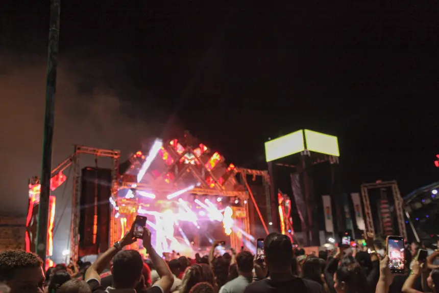  <div class='credito_fotos'>Foto: Gabriel Penha/Fundação Marabaixo &nbsp;&nbsp;|&nbsp;&nbsp; <a href='/midias/2025/originais/20251228020338-GF00016815-F00213364.webp' download><i class='fa-solid fa-download'></i> Download</a></div>