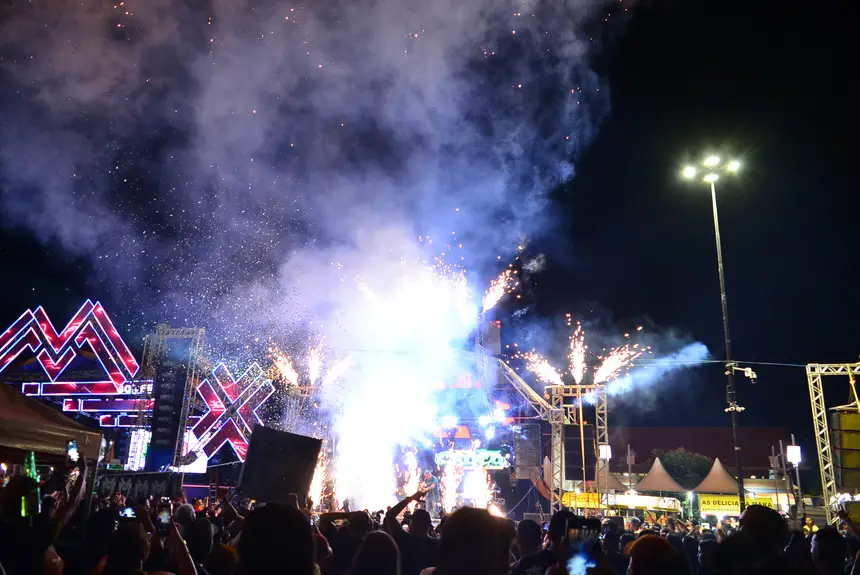  <div class='credito_fotos'>Foto: Maksuel Martins/GEA &nbsp;&nbsp;|&nbsp;&nbsp; <a href='/midias/2025/originais/20251228022245-GF00016816-F00213377.webp' download><i class='fa-solid fa-download'></i> Download</a></div>