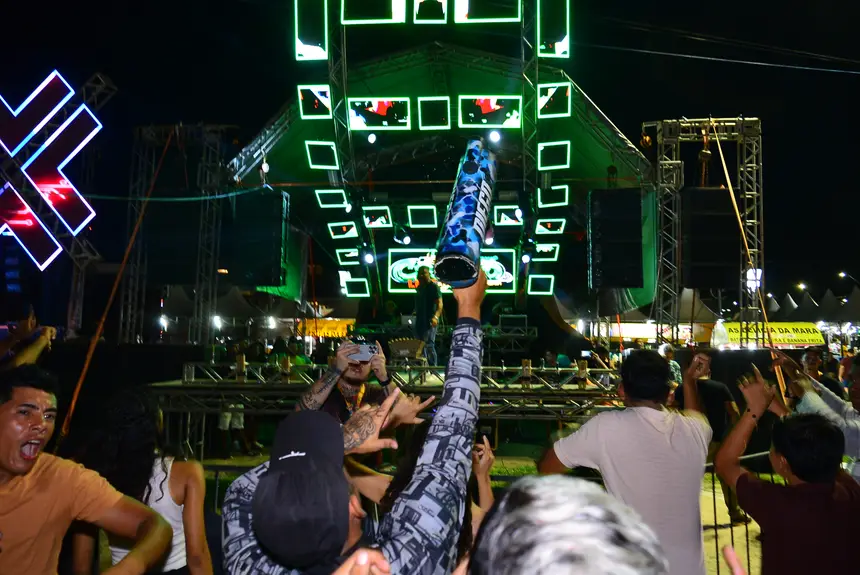  <div class='credito_fotos'>Foto: Maksuel Martins/GEA &nbsp;&nbsp;|&nbsp;&nbsp; <a href='/midias/2025/originais/20251228022315-GF00016816-F00213398.webp' download><i class='fa-solid fa-download'></i> Download</a></div>