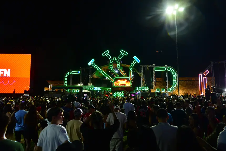  <div class='credito_fotos'>Foto: Maksuel Martins/GEA &nbsp;&nbsp;|&nbsp;&nbsp; <a href='/midias/2025/originais/20251228031014-GF00016817-F00213413.webp' download><i class='fa-solid fa-download'></i> Download</a></div>