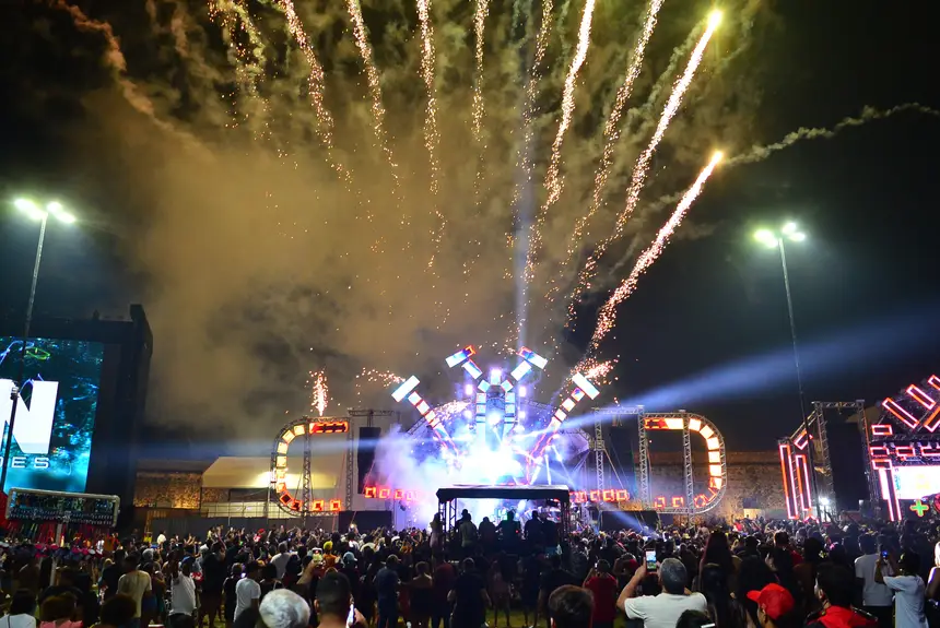  <div class='credito_fotos'>Foto: Maksuel Martins/GEA &nbsp;&nbsp;|&nbsp;&nbsp; <a href='/midias/2025/originais/20251228031059-GF00016817-F00213444.webp' download><i class='fa-solid fa-download'></i> Download</a></div>