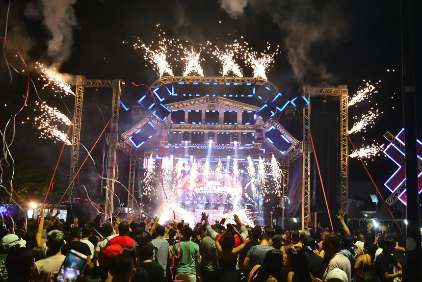  <div class='credito_fotos'>Foto: Maksuel Martins/GEA &nbsp;&nbsp;|&nbsp;&nbsp; <a href='/midias/2025/originais/20251228033557-GF00016818-F00213454.webp' download><i class='fa-solid fa-download'></i> Download</a></div>