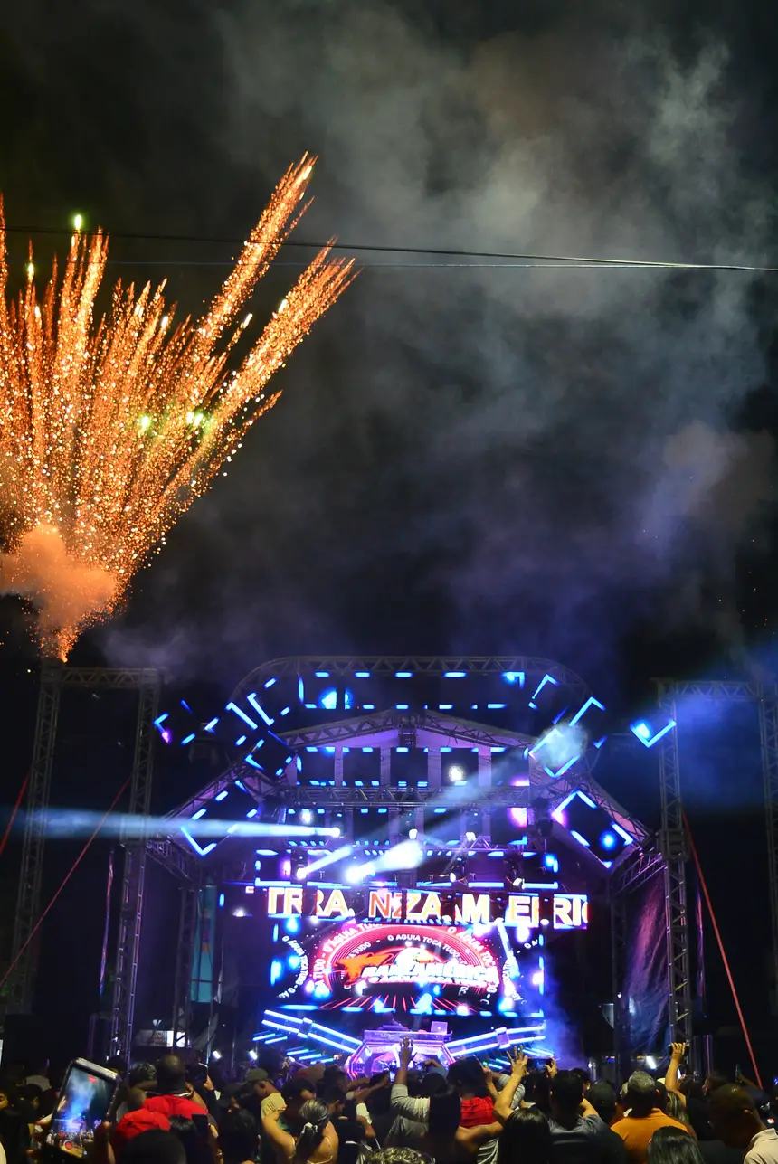  <div class='credito_fotos'>Foto: Maksuel Martins/GEA &nbsp;&nbsp;|&nbsp;&nbsp; <a href='/midias/2025/originais/20251228033826-GF00016818-F00213459E.webp' download><i class='fa-solid fa-download'></i> Download</a></div>