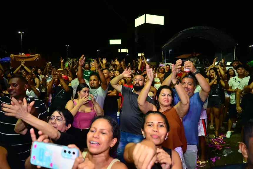  <div class='credito_fotos'>Foto: Maksuel Martins/GEA &nbsp;&nbsp;|&nbsp;&nbsp; <a href='/midias/2025/originais/20251228041808-GF00016819-F00213513.webp' download><i class='fa-solid fa-download'></i> Download</a></div>