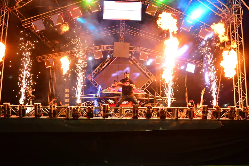  <div class='credito_fotos'>Foto: Maksuel Martins/GEA &nbsp;&nbsp;|&nbsp;&nbsp; <a href='/midias/2025/originais/20251228041812-GF00016819-F00213516.webp' download><i class='fa-solid fa-download'></i> Download</a></div>