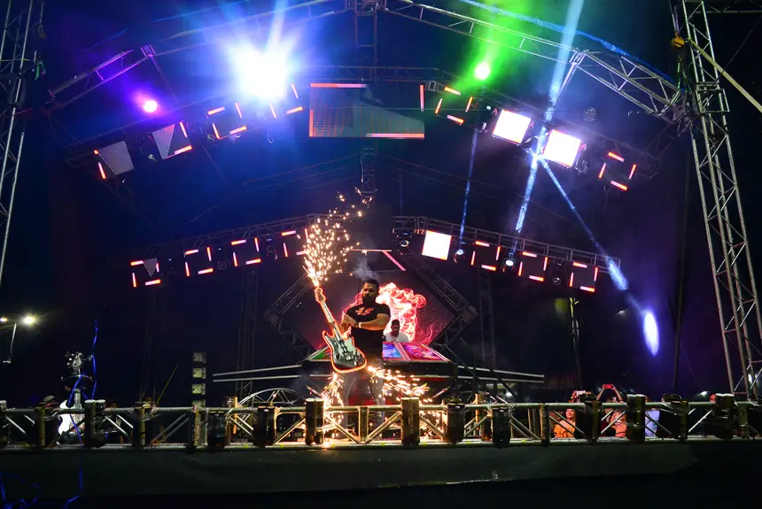  <div class='credito_fotos'>Foto: Maksuel Martins/GEA &nbsp;&nbsp;|&nbsp;&nbsp; <a href='/midias/2025/originais/20251228041814-GF00016819-F00213517.webp' download><i class='fa-solid fa-download'></i> Download</a></div>