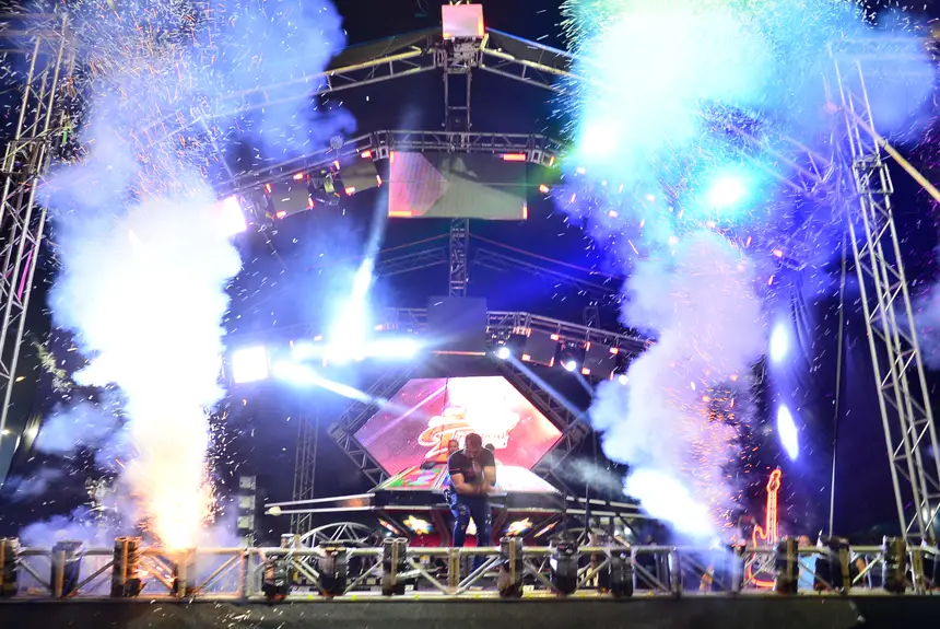  <div class='credito_fotos'>Foto: Maksuel Martins/GEA &nbsp;&nbsp;|&nbsp;&nbsp; <a href='/midias/2025/originais/20251228041842-GF00016819-F00213536.webp' download><i class='fa-solid fa-download'></i> Download</a></div>