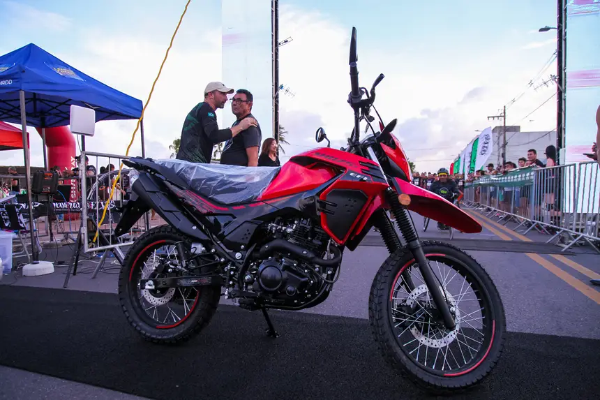  <div class='credito_fotos'>Foto: Gabriel Penha/Secom Gea &nbsp;&nbsp;|&nbsp;&nbsp; <a href='/midias/2025/originais/20251228205018-GF00016821-F00213621.webp' download><i class='fa-solid fa-download'></i> Download</a></div>