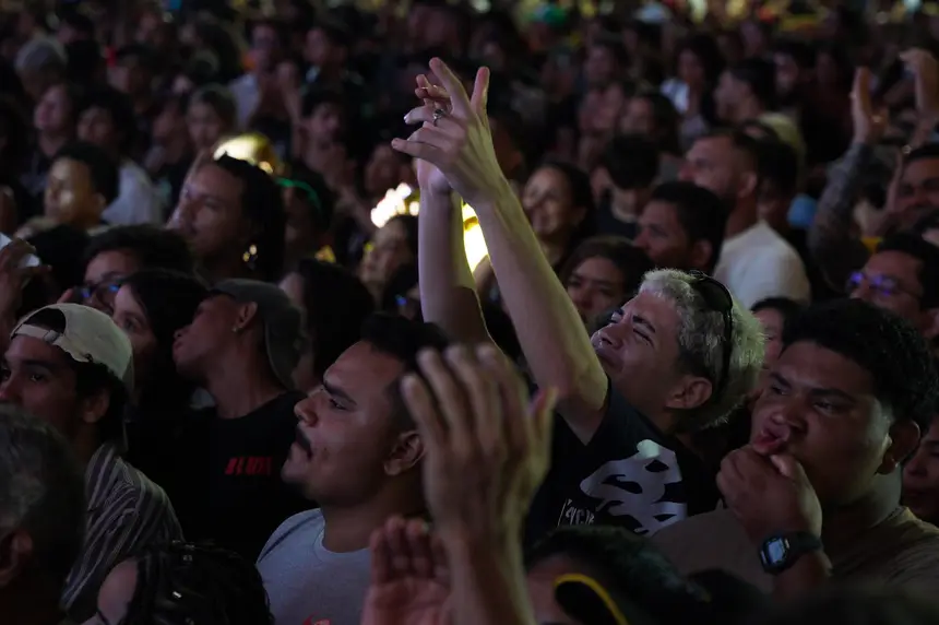  <div class='credito_fotos'>Foto: Lidiane Lima/GEA &nbsp;&nbsp;|&nbsp;&nbsp; <a href='/midias/2025/originais/20251228225212-GF00016824-F00213714.webp' download><i class='fa-solid fa-download'></i> Download</a></div>