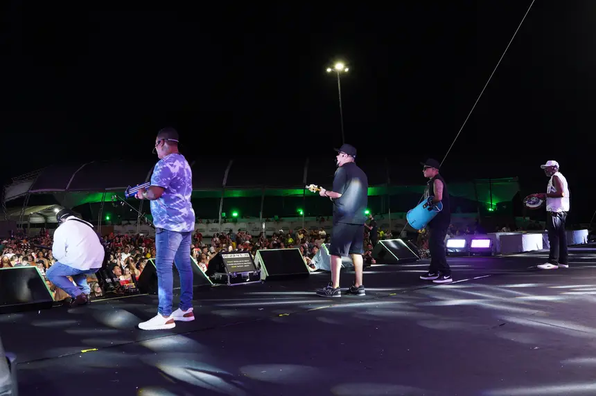  <div class='credito_fotos'>Foto: Lidiane Lima/GEA &nbsp;&nbsp;|&nbsp;&nbsp; <a href='/midias/2025/originais/20251228225223-GF00016824-F00213722.webp' download><i class='fa-solid fa-download'></i> Download</a></div>