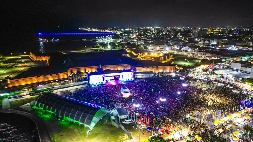 default <div class='credito_fotos'>Foto: Arthur Alves / SECOM GEA &nbsp;&nbsp;|&nbsp;&nbsp; <a href='/midias/2025/originais/20251230003458-GF00016833-F00214009.webp' download><i class='fa-solid fa-download'></i> Download</a></div>