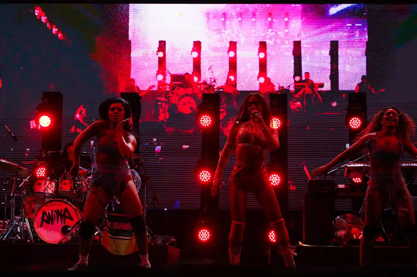  <div class='credito_fotos'>Foto: Lidiane Lima/GEA &nbsp;&nbsp;|&nbsp;&nbsp; <a href='/midias/2025/originais/20251230022505-GF00016832-F00214107.webp' download><i class='fa-solid fa-download'></i> Download</a></div>