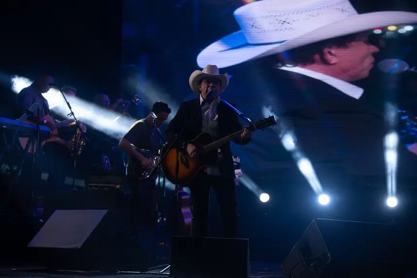  <div class='credito_fotos'>Foto: Maksuel Martins/GEA &nbsp;&nbsp;|&nbsp;&nbsp; <a href='/midias/2025/originais/20251231022548-GF00016839-F00214299.webp' download><i class='fa-solid fa-download'></i> Download</a></div>