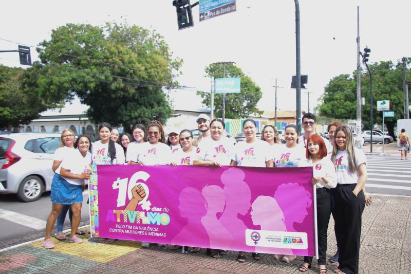 Equipe SEPM em momento de panfletagem e conscientização