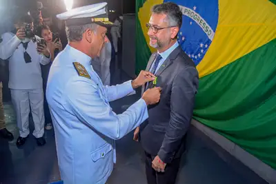 notícia: Em homenagem inédita da medalha Mérito Tamandaré, governador Clécio Luís evidencia importância da Marinha para o desenvolvimento do Amapá