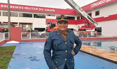 notícia: ‘O sentimento maior é de gratidão e alegria’, celebra nova formada do Curso de Sargentos Combatentes do Corpo de Bombeiros Militar do Amapá