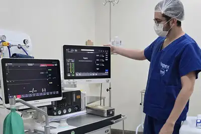 notícia: Com investimentos do Governo do Amapá, Hospital de Porto Grande realiza cirurgias com equipamento que usa inteligência artificial