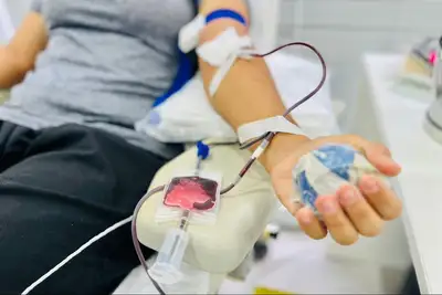 notícia: Hemoap oferece atendimento prioritário para doadores de sangue raros AB- e O- devido à baixa no estoque