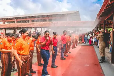 notícia: Governo do Amapá anuncia gerenciamento compartilhado da Escola Estadual Antônio Lima Neto com o Corpo de Bombeiros Militar