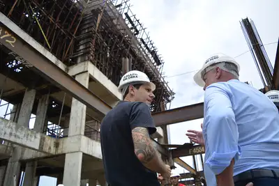 notícia: Governador em exercício realiza vistoria técnica à obra do novo Hospital de Emergências de Macapá