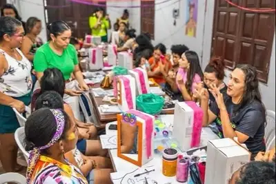 notícia: Governo do Amapá oferta oficinas gratuitas para impulsionar empreendedorismo de mulheres no Carnaval, em Oiapoque