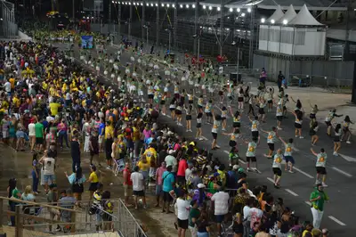 notícia: Carnaval 2025: emoção e expectativa tomam conta dos foliões e marcam o último ensaio técnico no Sambódromo de Macapá