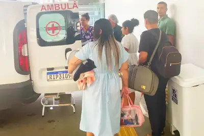 notícia: Com alta demanda, Governo do Estado transfere pacientes do Hospital da Mulher Mãe Luzia para unidade de saúde em Santana