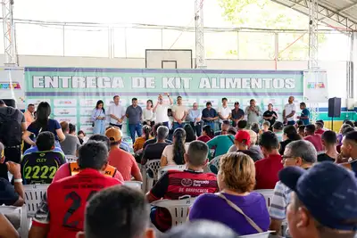 notícia: Com mais 1,3 mil kits de alimentos, Governo do Estado realiza sétima entrega do ‘Amapá Sem Fome’ para trabalhadores em Laranjal do Jari