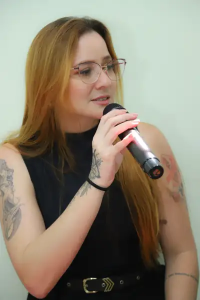 A cantora Leilane Palheta na cerimônia