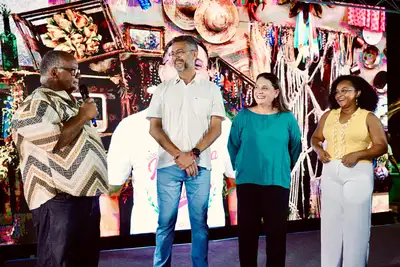 galeria:  Anúncio do Enredo em Homenagem ao Mestre  Sacaca na Escola de Samba Mangueira