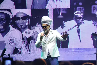 notícia: Inova Amazônia Summit: com incentivo e conexão de histórias, Carlinhos Brown encerra no Amapá o maior evento de bioeconomia do Norte