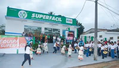 notícia: Governo do Amapá entrega 3ª fase do Equipa Super Fácil nas comemorações dos 80 anos de Oiapoque 