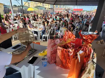 notícia: Bingo, feijoada e música ao vivo marcam momento às mães do Residencial Miracema em ação do Governo do Amapá