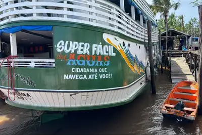 notícia: Governo do Estado lança unidade fluvial do Super Fácil para atender comunidades ribeirinhas do Amapá