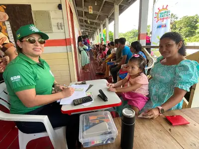notícia: 'Todas as informações possíveis obtive aqui', diz agricultora em atendimento do Super Fácil das Águas do Governo do Amapá